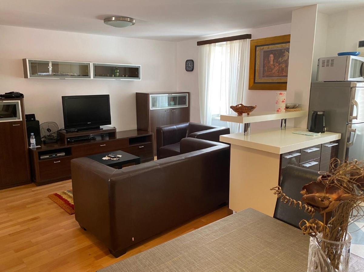 Apartment Jimmy - Luxury 65M2 Two Bedrooms Aprtmnt Ragusa Esterno foto